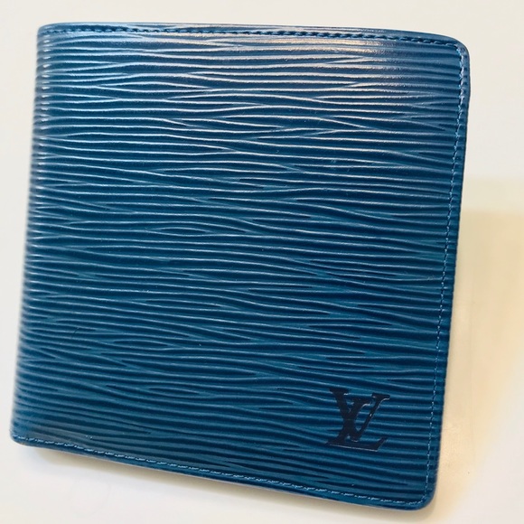 🌟GENUINE LOUIS VUITTON Epi Marco Wallet - Picture 2 of 16